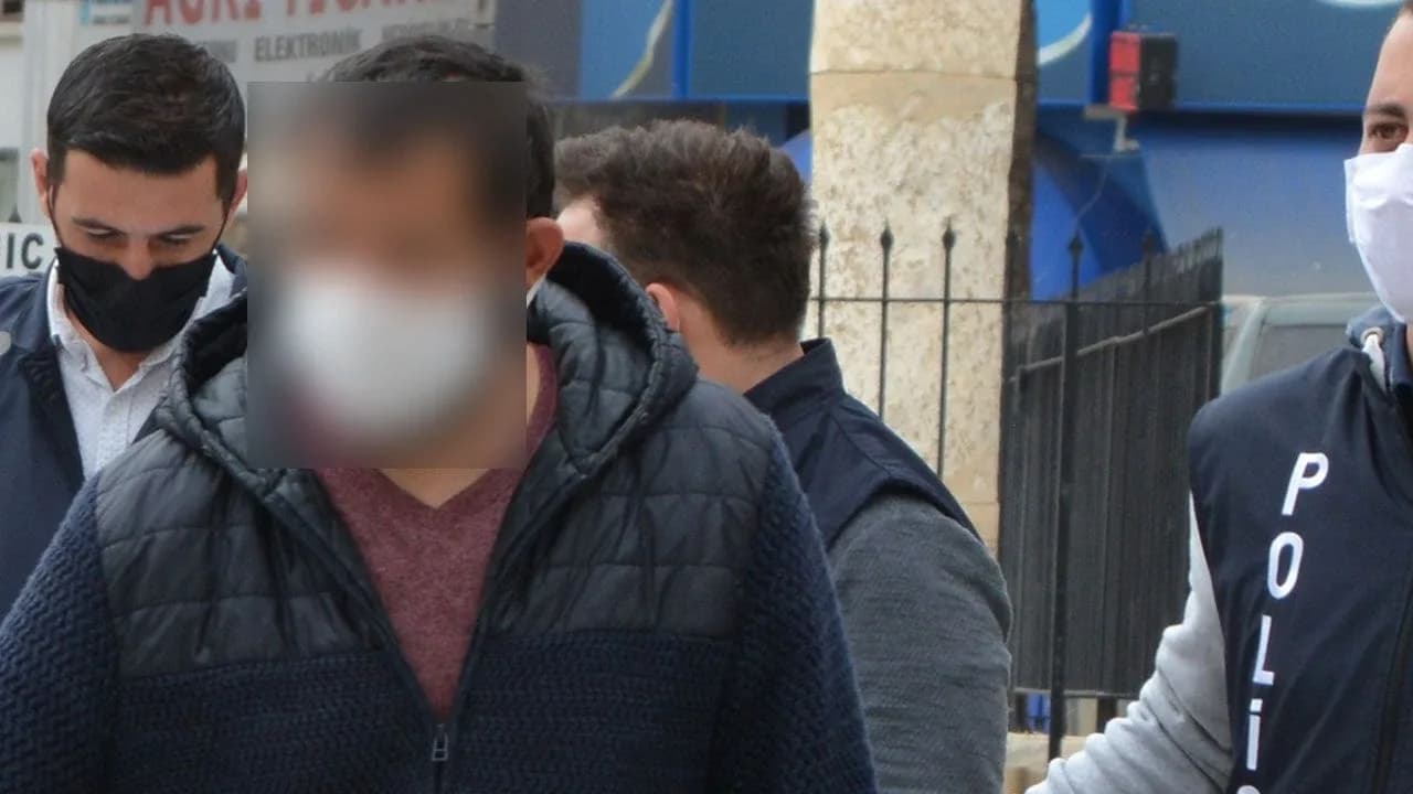 Araçtan 4 bin TL çaldığı iddia edilen zanlının 62 benzer sabıkası olduğu açıklandı