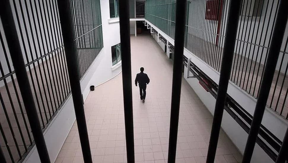 İsrail'in hapishanelerde alıkoyduğu Filistinli çocukların çoğuna hücre cezası verdiği ortaya çıktı
