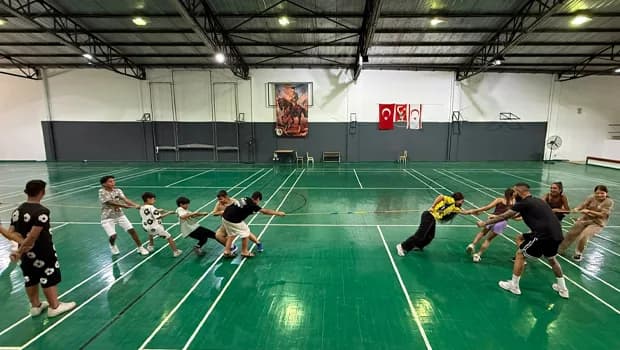 Gençlik Dairesi “Geçmişten Günümüze Çocuk Oyunları” etkinliği düzenledi