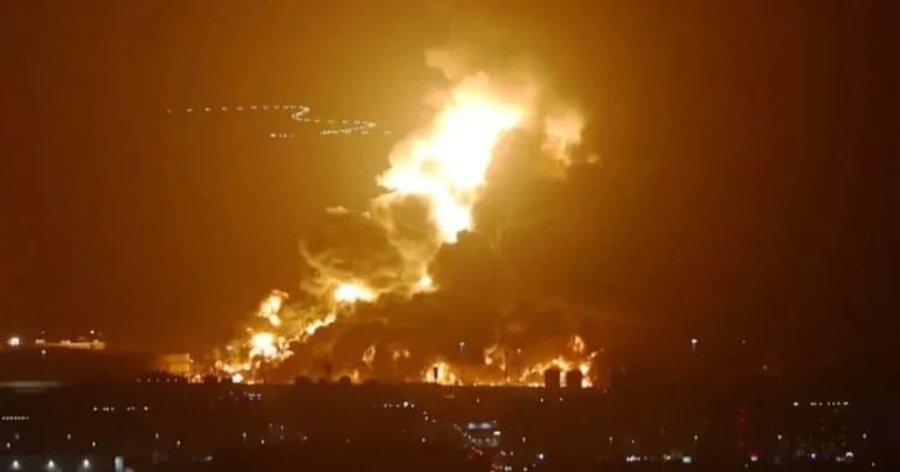 Suudi Arabistan’da petrol şirketi genel merkezi yakınlarında patlama sesleri duyuldu