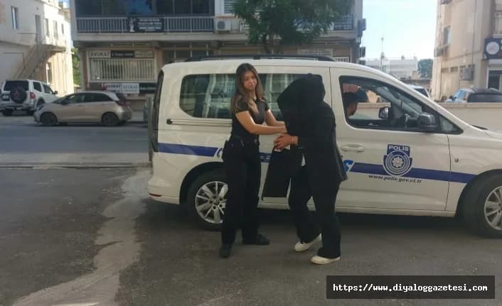 Suçüstü yakalandı