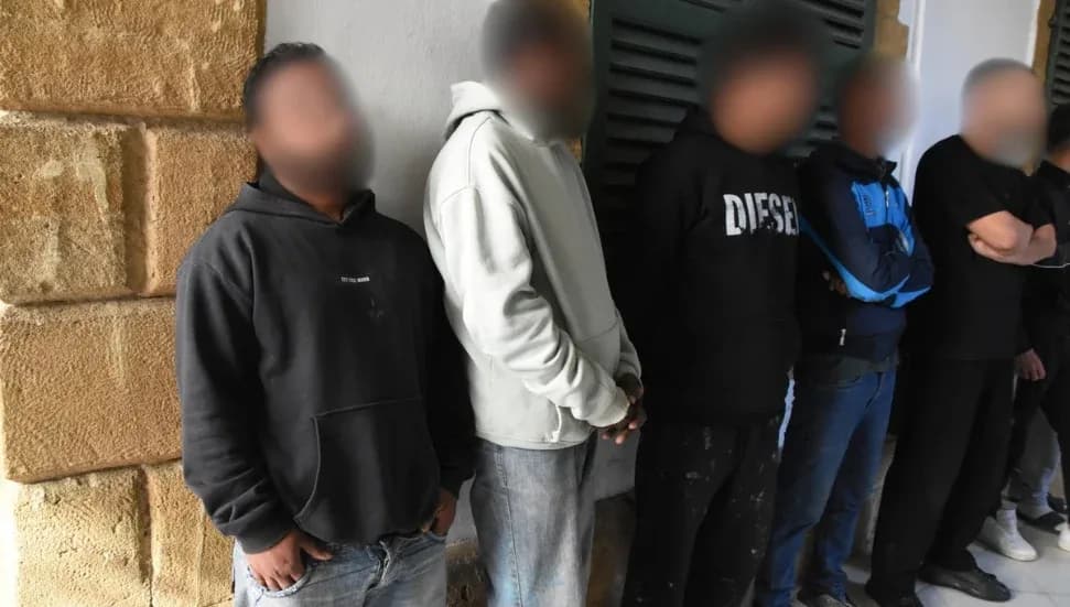 Gönyeli’de izinsiz ikamet eden 5 zanlıya 7 gün tutukluluk