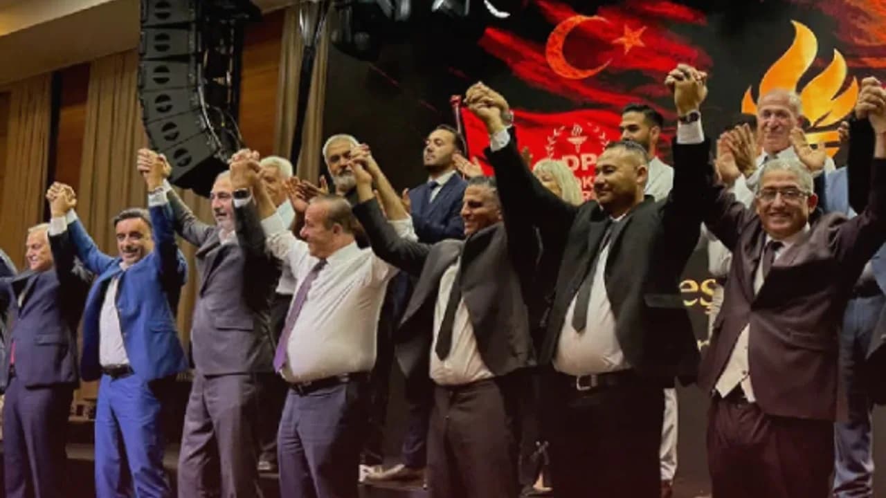 Demokrat Parti yerel seçimlerde 9 belediyede kendi adayıyla yarışacak