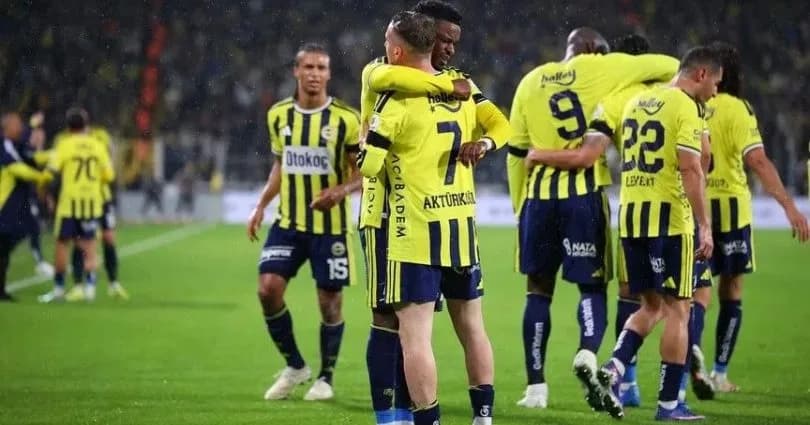 Fenerbahçe, UEFA Şampiyonlar Ligi’nde yarın Slavia Prag’ı konuk edecek