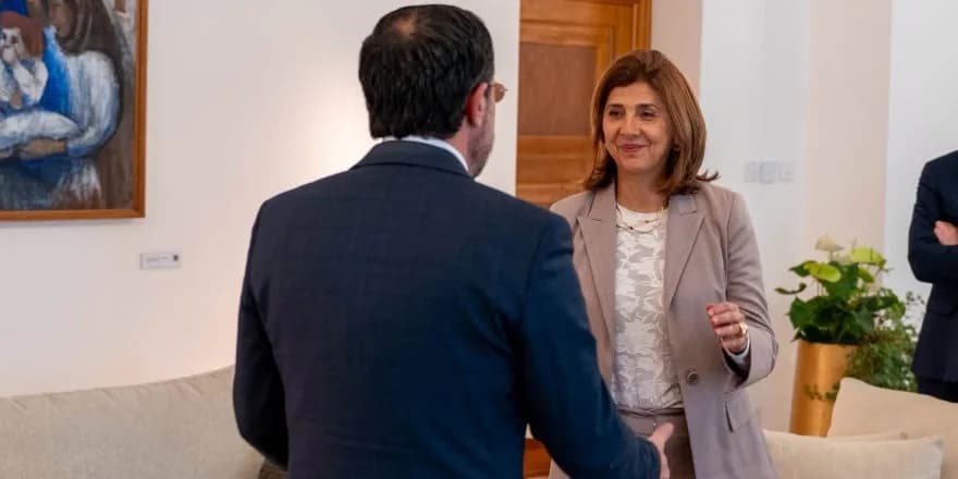 BM Genel Sekreteri’nin Kıbrıs Kişisel Temsilcisi Holguín, Hristodulidis ile görüştü