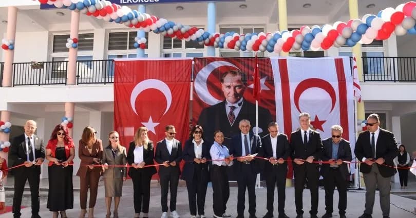 Haspolat Gülen Tüfekçi İlkokulu’nda yeni derslik binaları ve oyun parkı açıldı