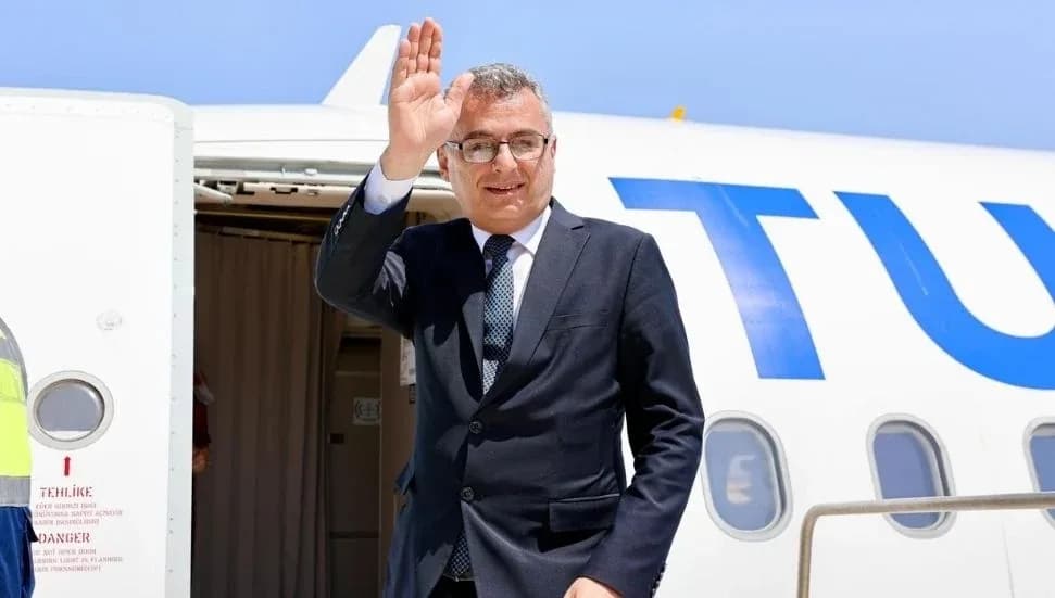 Cumhurbaşkanı Erhürman, Türk Devletleri Teşkilatı Zirvesi için Ankara’ya gitti