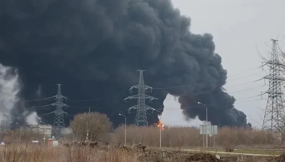 Rusya: Ukrayna iki petrol rafinerisine İHA saldırısı düzenledi