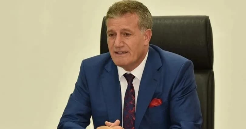 Arıklı’dan Latif Akça açıklaması: Adaylığı ve sıralamasıyla ilgili hiçbir problemi yok