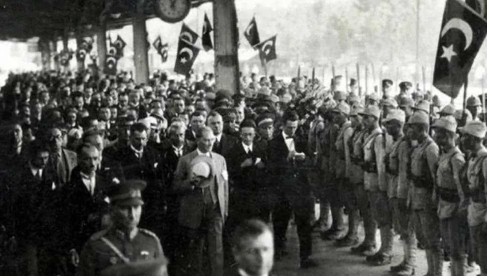 Ülke genelinde 29 Ekim Cumhuriyet Bayramı törenlerle kutlanacak