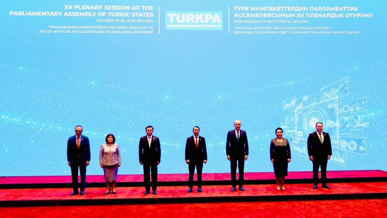 Öztürkler, TÜRKPA 15. Genel Kurulu aile fotoğrafında yer aldı