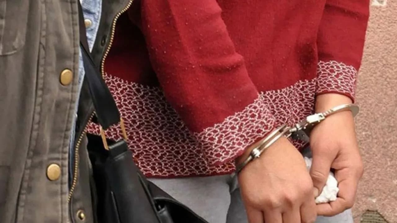Gazimağusa’da ikametgah belgesi sahteleyen aday adayı tutuklandı