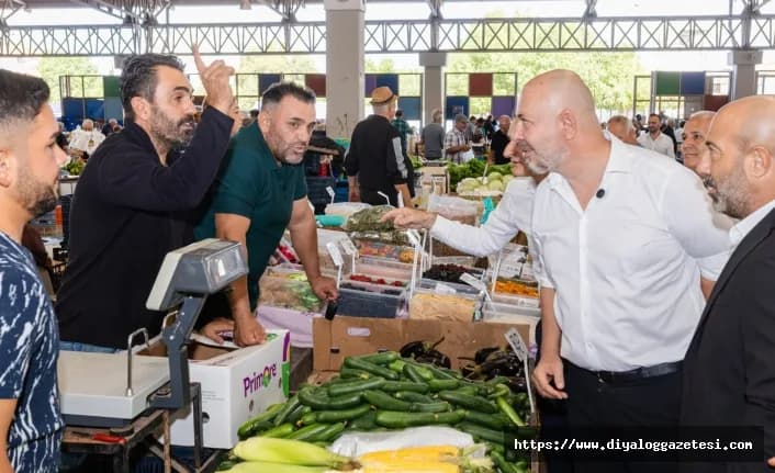 Projelerini anlattı