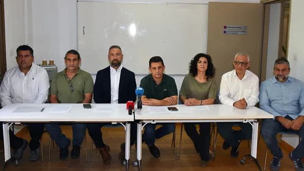 Kıbrıslı Türk ve Rum öğretmen sendikalarından 5 Ekim Dünya Öğretmenler Günü açıklaması…