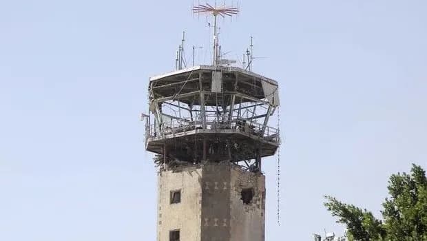 Yemen'deki Husiler: Suudi Arabistan, Hudeyde Havalimanı'nı hava saldırılarıyla hedef aldı