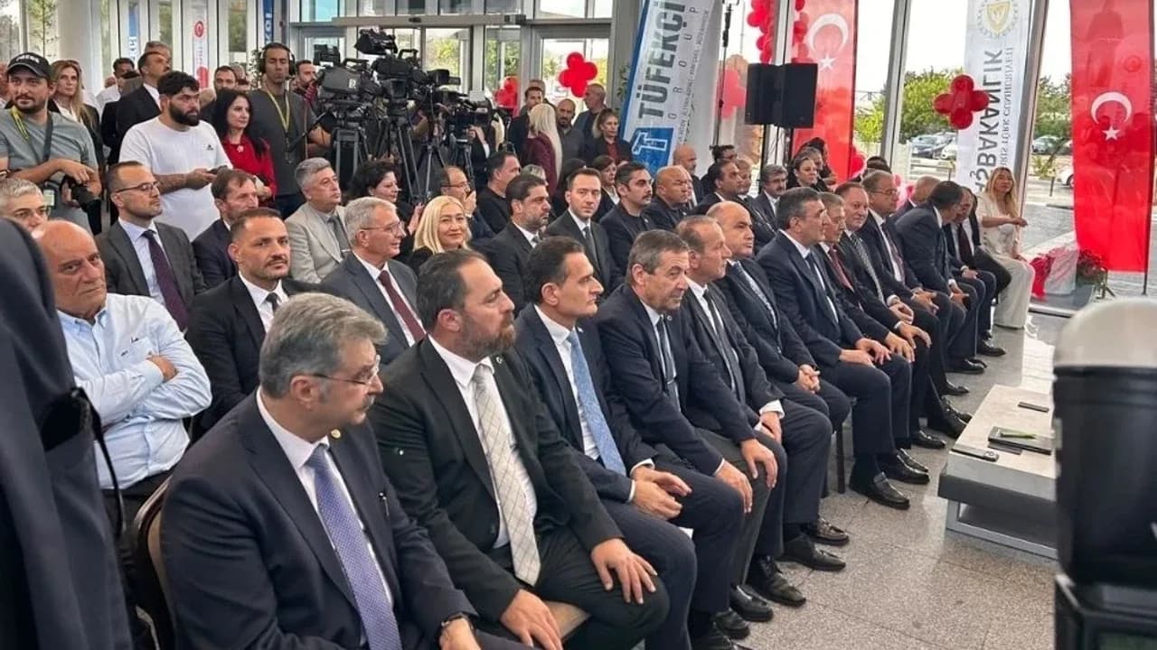 Girne ve Güzelyurt devlet hastaneleri eş zamanlı açılıyor