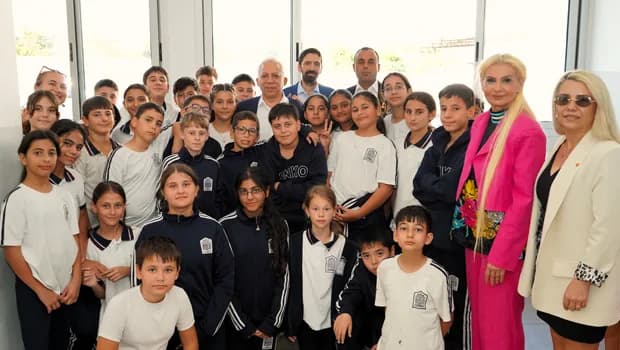 Paşaoğlu, Girne bölgesindeki bazı okulları ziyaret etti