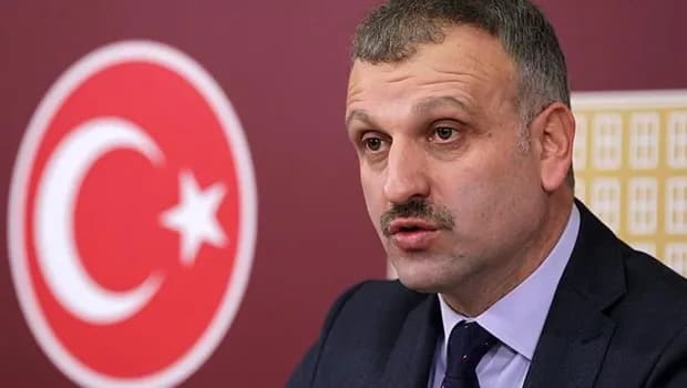 Türkiye Cumhuriyeti Cumhurbaşkanı Başdanışmanı Oktay Saral görevinden istifa etti