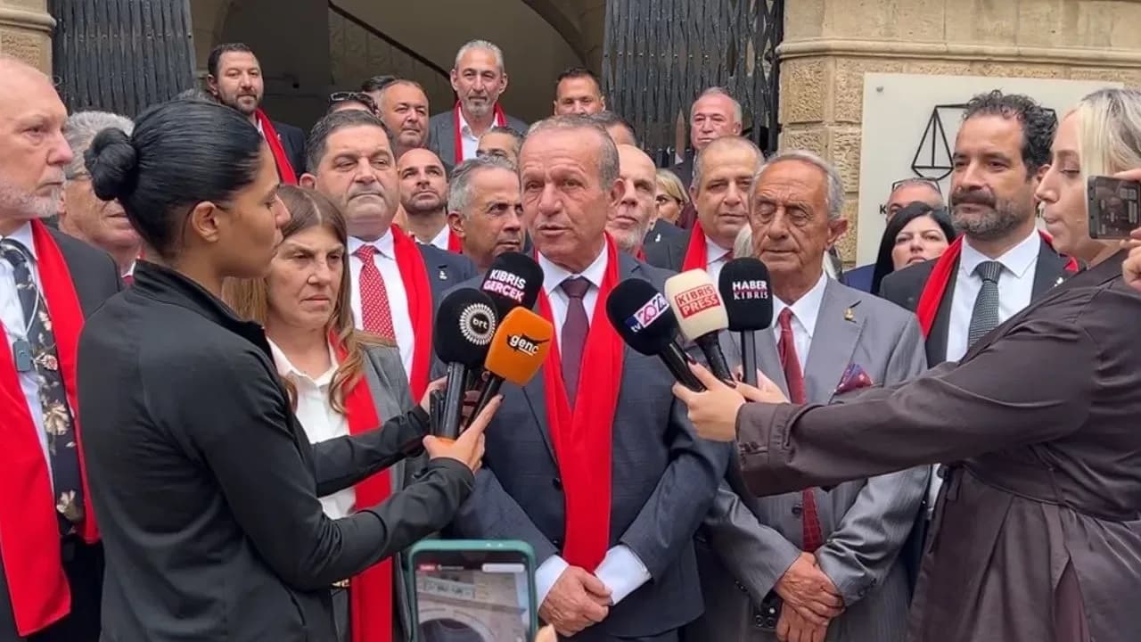 Fikri Ataoğlu'ndan adaylık başvurusu sonrası birlik mesajı: “Demokrat Parti'de hiçbir itiraz yaşanmadı!”