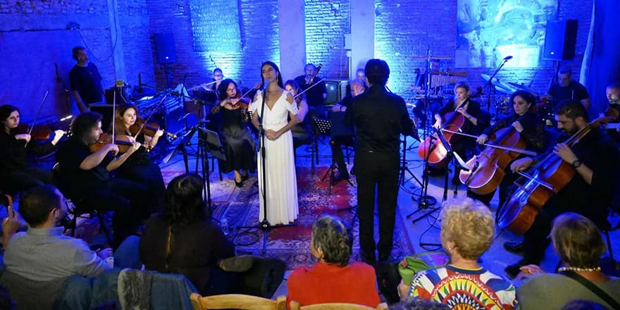 Lefkoşa Belediye Orkestrası ve Gigi’den “Bir Şehir, Bir Ses, Bir Gece” konseri