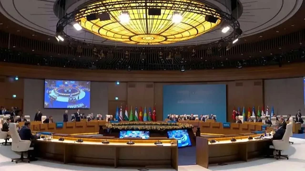 TDT Devlet Başkanları Konseyi 13'üncü Zirvesi başladı