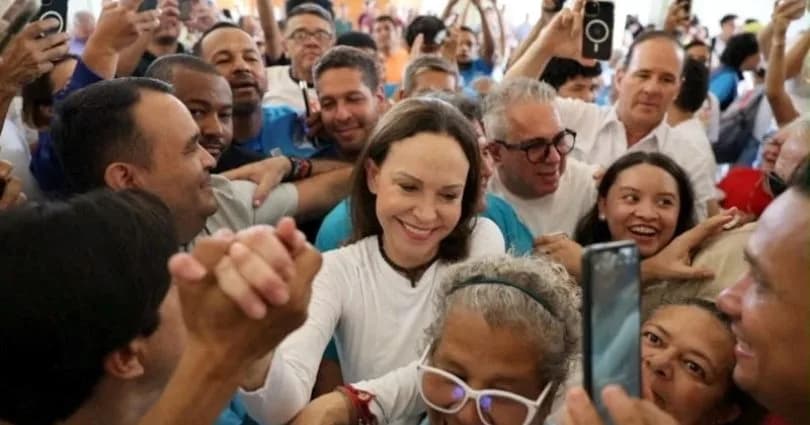 Venezuelalı muhalif lider Machado, yaklaşık bir yıl sonra ülkesine döndü