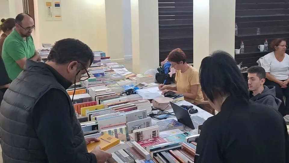 Mağusa Kitap ve Üretim Festivali açıldı: Bandabuliya’da üreticiden halka satış