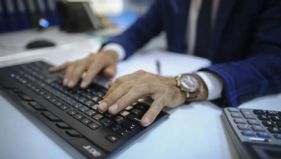 Güney Kıbrıs’ta devlet memuru sayısı 53 bin 152’ye yükseldi