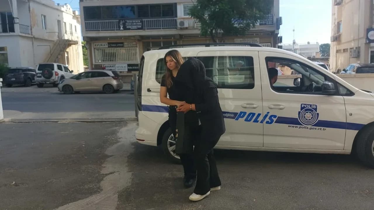 Polislerin sesini gizlice kaydettiği iddia edilen zanlıya 1 gün tutukluluk