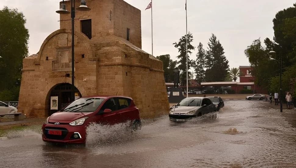 Yarın ve pazar günü yağmur, pazartesi sabahı sis bekleniyor