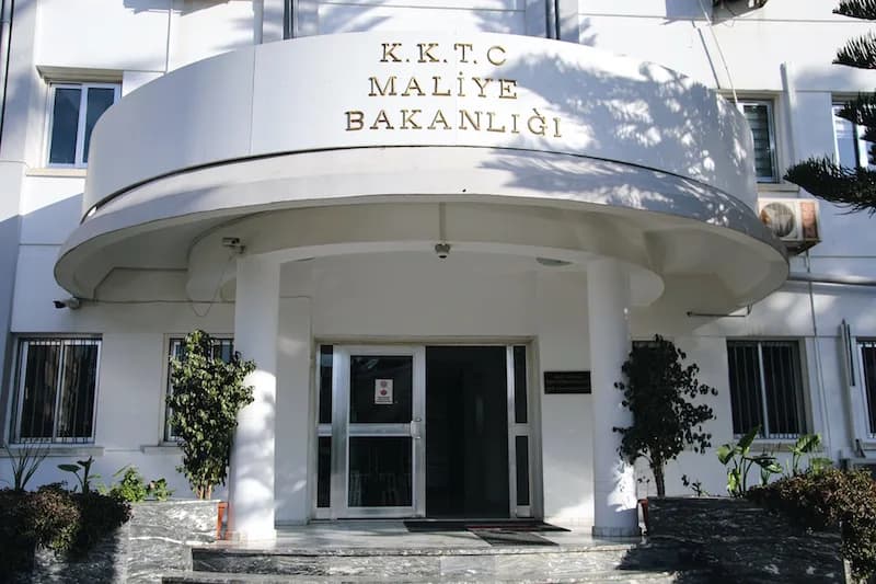 Maliye, 100 gün vadeyle 2 milyar 79 milyon TL borçlandı
