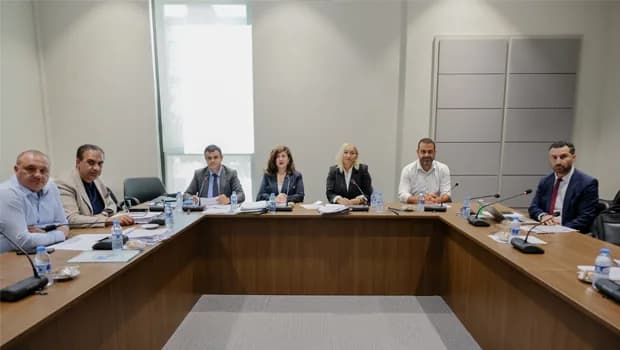 Hukuk, Siyasi İşler, Dışilişkiler ve Savunma Komitesi bugünkü gündemindekileri Genel Kurul'a sevk etti